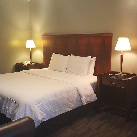 Jefferson Inn&Suites Extérieur photo